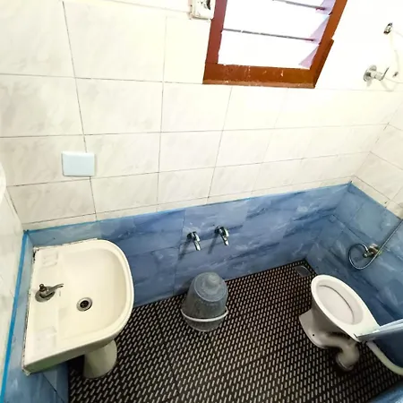 Swarna Tourist Home Munnar Exterior photo