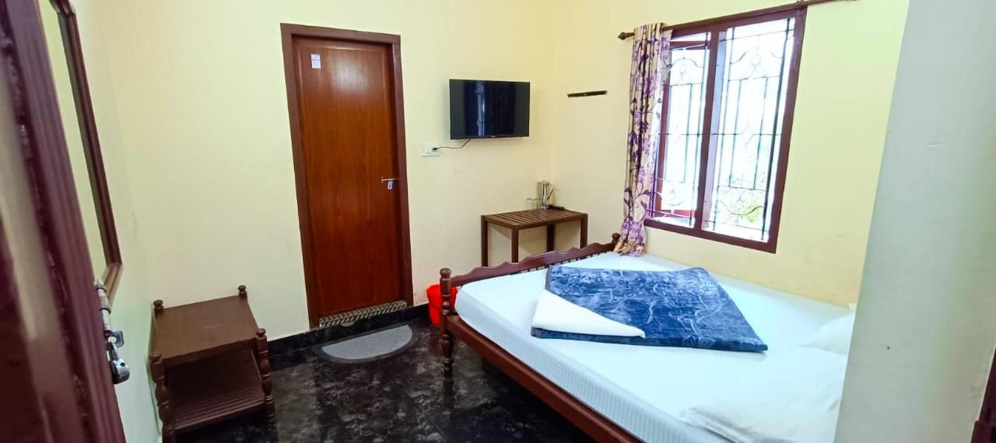 Homestay Swarna Tourist